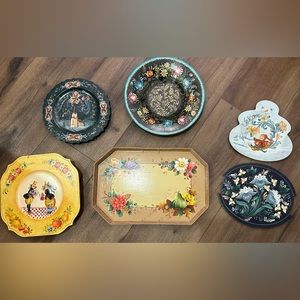Wooden acrylic painted 2 plates, 2 plaques, 1 shallow bowl, and 1 tray.